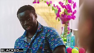 BLACKED Cheating Teen Can’t Resist BBC during Vacation