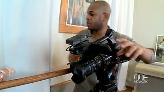 Cutie coaxes the cum