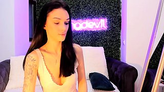 Teen Cute Italian Brunette Solo At