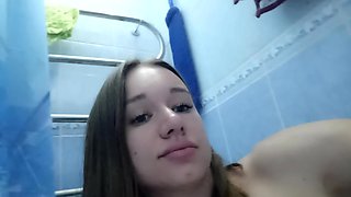Margot Pees with a Big Bruise on Her Leg