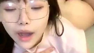 Chinese minji couple