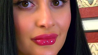 Violet Voss - Panty Teasing Pt I