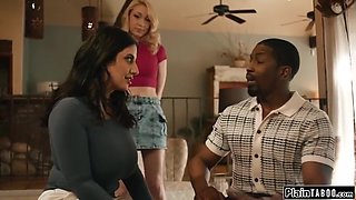 This Divorce Is Gonna Cost You Greatly - Isiah Maxwell, Lily Labeau And Sarah Arabic