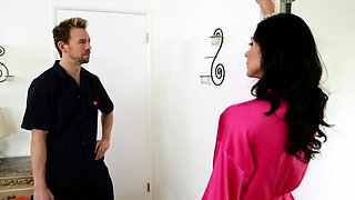 Busty MILF Kendra Lust's Filthy Family Affair