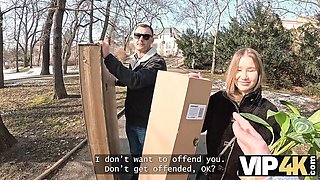 Shaved scene with promiscuous Charlie Dean and Amalia Davis from VIP 4K
