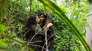 Malayali Couple Hot Outdoor Sex in Forest, Wild Forest Outdoor Sex of Malayali Couple