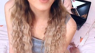 Amateur Webcam Teen Masturbates And Teases