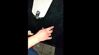 Svensk hustrus hrlighetshl handjob