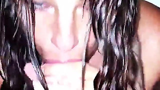 Bath Blowjob Close up