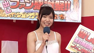 Asian Shino Aoi Public Handjob & Sauna Fuck