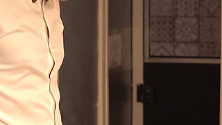 Couple Fucks in the Toilet on Christmas Eve