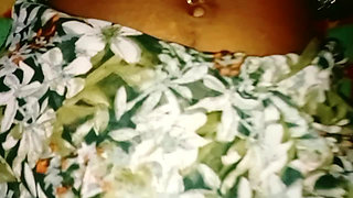Sexy Kavita kannada pussy fingerings and boobs show