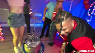 Lustful whore amateur sex scene