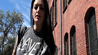 manyvids.  .  .  .alissa.noir.outdoor.peeing.and.fingering