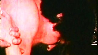 Pulled amateurs close up car sex