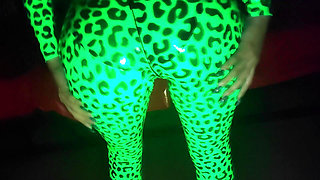 I Seduce You with My Glossy Green Minty Lips and Kisses and Shiny Latex