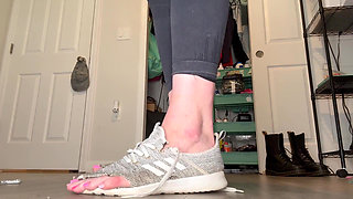 Destroying Size 9-10 Shoes to Fit Size 16 Feet