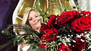 blond princess crush your roses