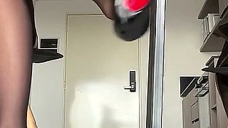 Giantess Foot Worship for Tiny Men