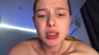 See How I Cumming and Suck the Dildo