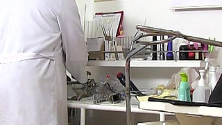 Cam Recording of Young Chubby MILF on Her Gyno Exam