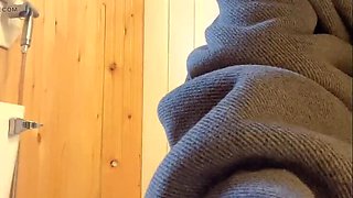 SweetHanaJapanese teen 18 years old finger in hairy pussy then drained water cute teen schoolgirl