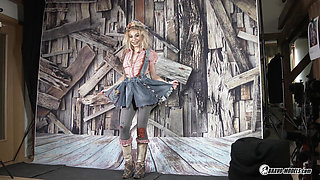 Rebeka Black - 403 - Photoshoot Backstage