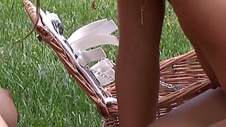 Abigail Mac and Ariana Marie go for a picnic