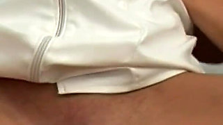 Doctor piss - sexy MILF gets her mouth filled with a load of warm urine