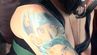 The Beautiful Goth Tina Snua Loves To Dress Up & Smoke For Her Smoking Fans! - Spandex BBW Shiny Smoker