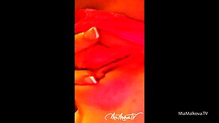 Blonde solo jerking off