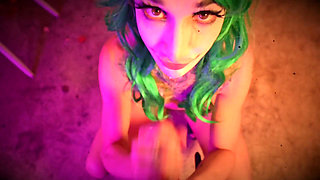 Joker Sucks Cock a Cosplay Makeup Facial