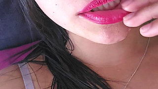 Scarlett Plays Her Wet Pussy