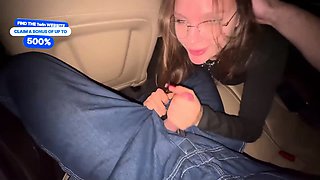 Risky deep throat in car while traveling with friends. Cum