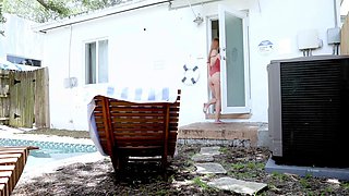 Family Strokes-Remote From My Stepsis' Pussy