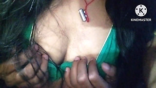 Padosi Ki Boobs Massage Kiya