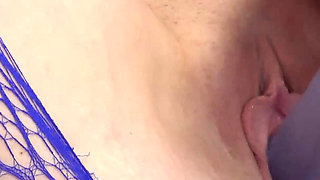 Housewife Brookes Cums Hard with Two Toys