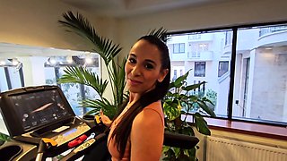 Friend met at the gym seduces me and fucks me in the hotel