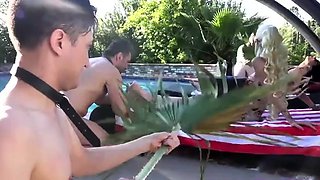Queen Kasey & Princess Bella - Ashtray Slave