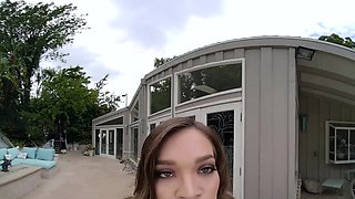 Fucking Flexible Katie Kush As A Part Of Wife Swap VR Porn