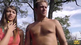 Guy is cool with me banging his girlfriend in the park