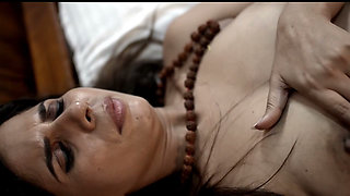 Indian Hot Porn Star Muskan Fucking with Dildo Sex Video