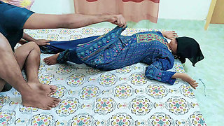 Pehli baar aap dekhoge aise maast chudai tight chut wali ladki aur uski ak saath bangla clear audio