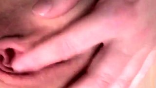Viktoria's Feuchte Muschi - Blonde Coed Massage Orgasm