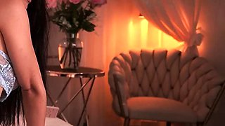 Brunette Solo Webcam Masturbation