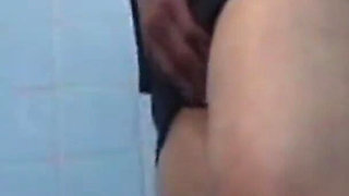 Stuck up Older Woman - Toilet Masturbation - Ep1