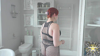 Emma Foxxx Fucks Hung Stud Moby Dick Raw Before the Party!