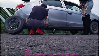 We Fucked In The Car Like Crazy And As A Thank You For Fixing His Car