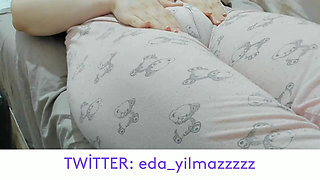 Camel Toe- Masturbation in Pajamas- Puffed Pussy- Swollen Pussy- Big Pussy- Turkish Porn- Turkish MILF