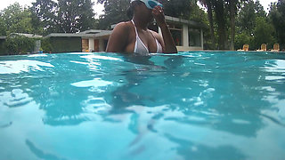 Indian Desi Couple Hot Moments at Hotel Swimming Pool